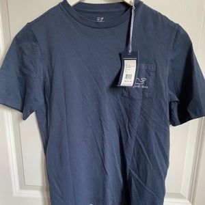 NWT Vineyard Vines Whale Pocket Tee - Medium
